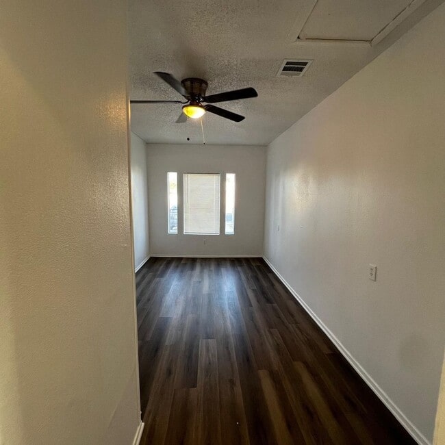 Photo - 3200 Zephyr Rd