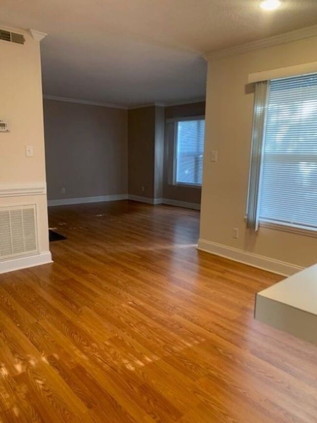 Photo - 2 bedroom 2 bath unit- Close to tanglewood! Unit D