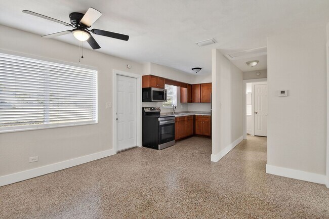 Photo - 58 W 27th St Unit 2