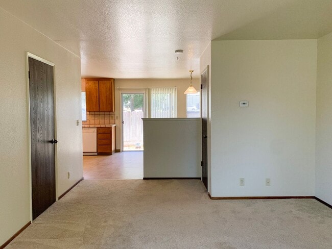 Photo - 1041 Pear Ct Unit 3