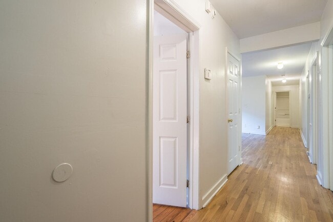 Photo - 5 Bedroom, 3 Full Bath Home in Durham
