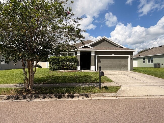 633 Highland Meadows Ave
