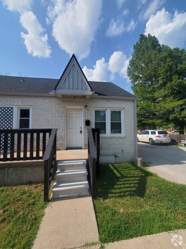 Building Photo - 304 S Hydraulic Ave Unit 304 S Hydraulic 1 Rental