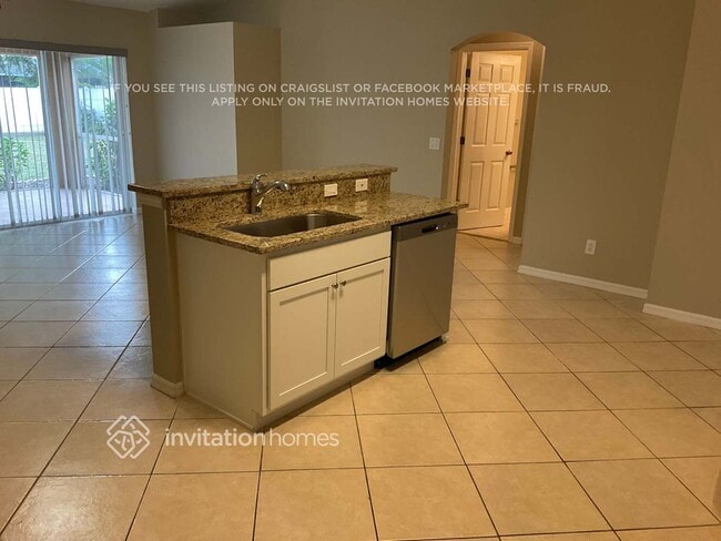 Photo - 1118 SE 14th St