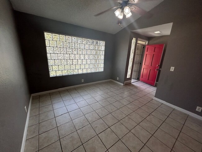 Photo - 2835 E Norman Ave