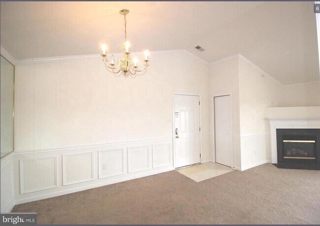 Photo - 152 Brookland Ct Unit 10