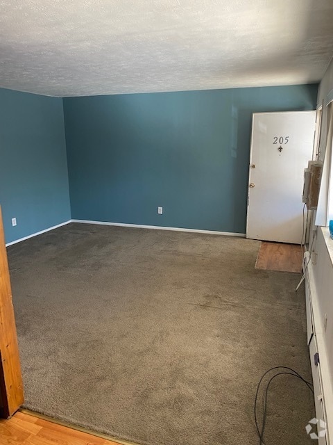 Building Photo - 760 W Main St Unit 205 Rental