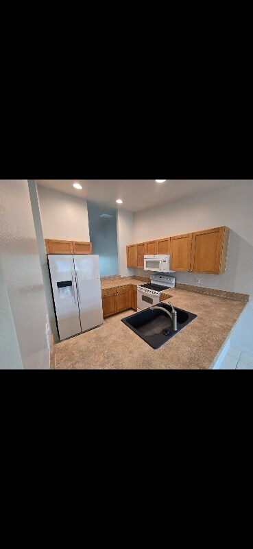 Photo - 518 SE 5th Pl Unit 518 SE 5th Pl