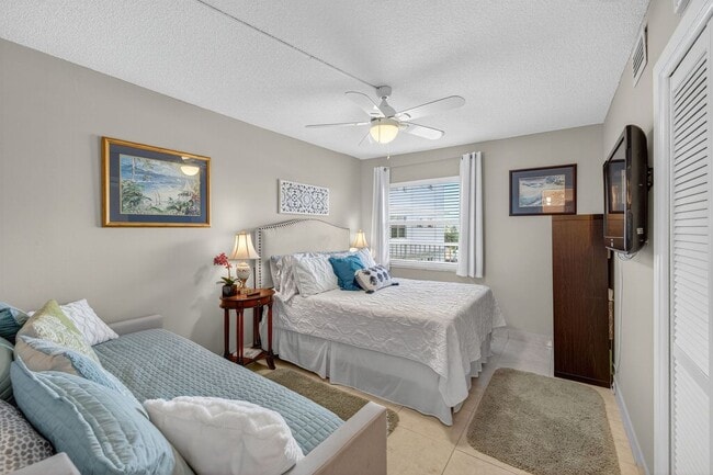 Photo - 121 Golden Isles Dr Unit 205