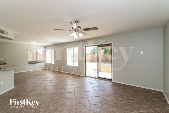 Photo - 9351 W Palmer Dr