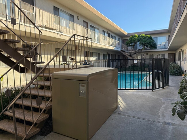 Photo - 2020 Preuss Rd Unit 105