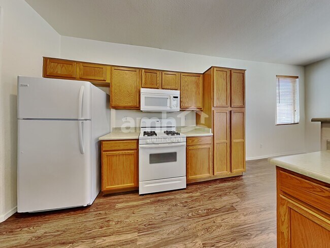 Photo - 12363 W Jackson St