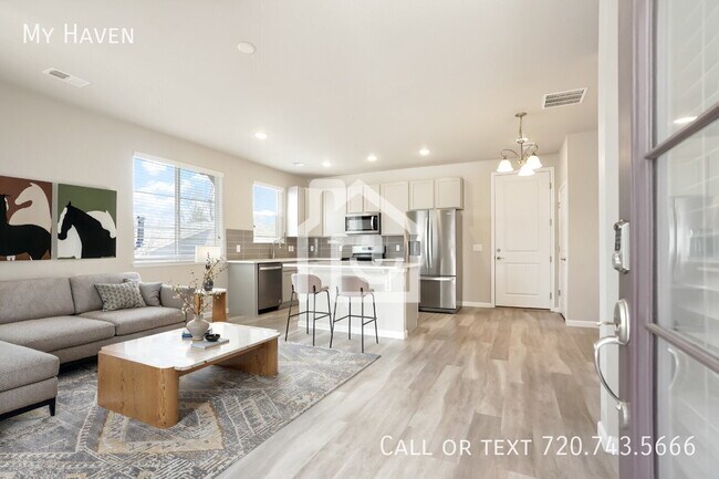 Photo - 1320 Hoyt St