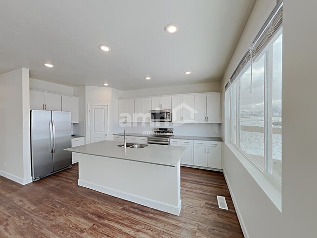 Photo - 1287 N Wagon Wy