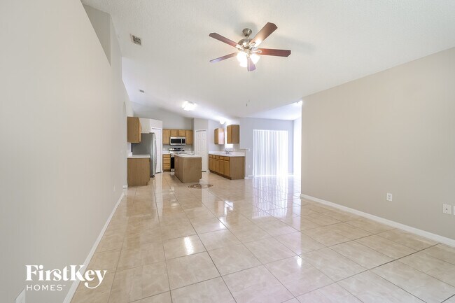 Photo - 32 Sawfish Ln