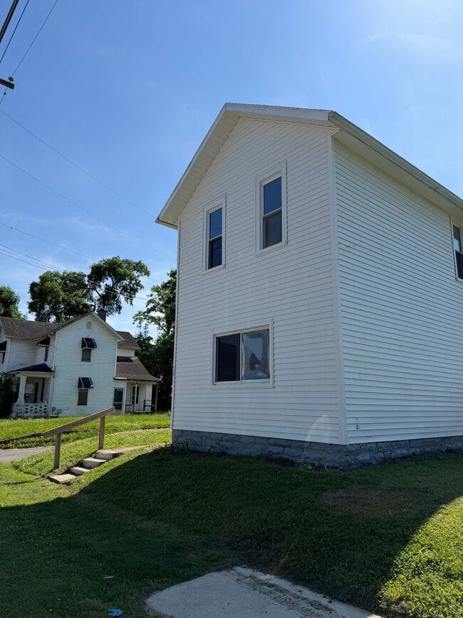 Photo - 51 Mill St