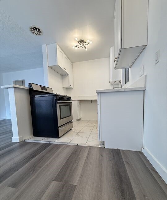 Photo - 957 N St Andrews Pl Unidad 955 #1