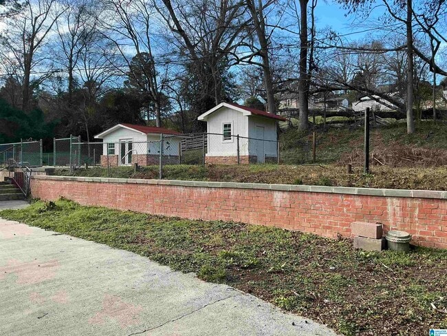 Photo - 4866 Overton Rd