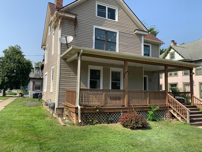 Building Photo - 420 Emmet St Rental