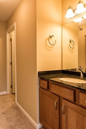 Photo - Gorgeous 2 Bed / 2 Bath Minnetonka Townhom...