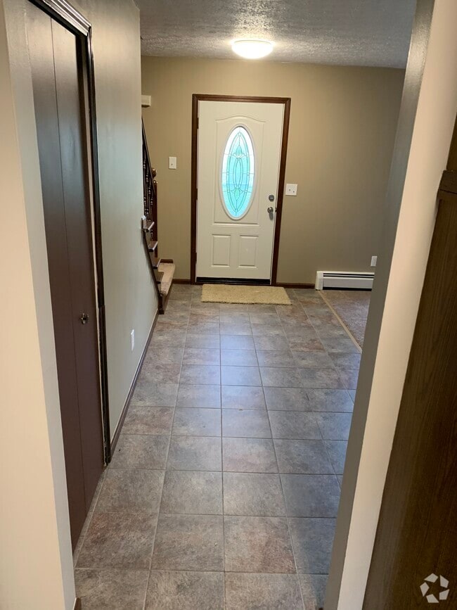 Building Photo - 12208 Shiloh Dr Rental
