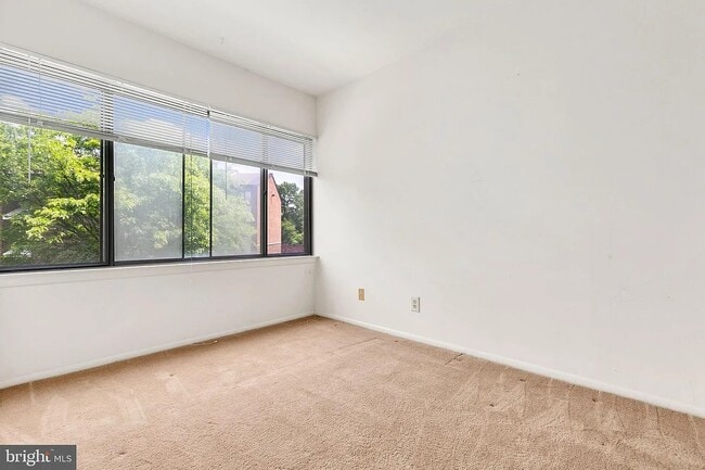 Photo - 11216 Cherry Hill Rd Unidad Cherry Hill Rd Condo