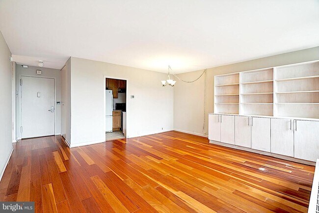 Photo - 220 Locust St Unidad 3H