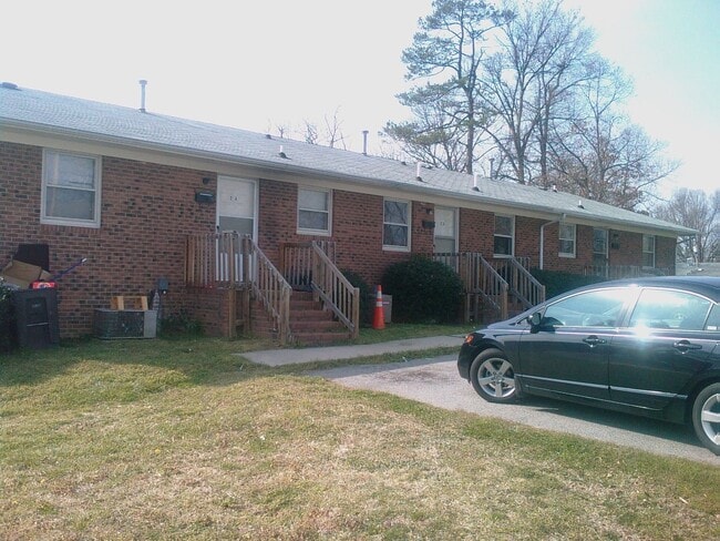 Building Photo - 500 Henley St Unit 500 2-B Henley Street
