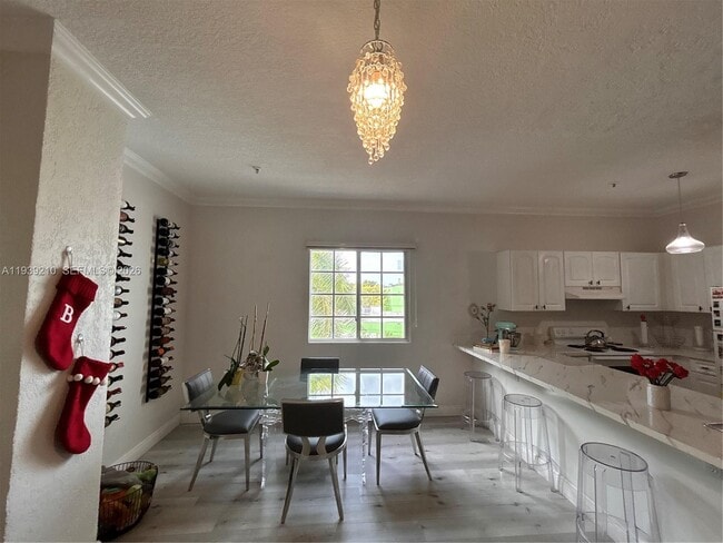 Photo - 2734 Bird Ave Unit 204