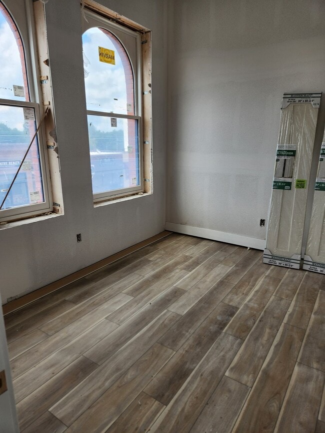 Photo - Historic Panora Apartments Fully Remodeled Unit 2