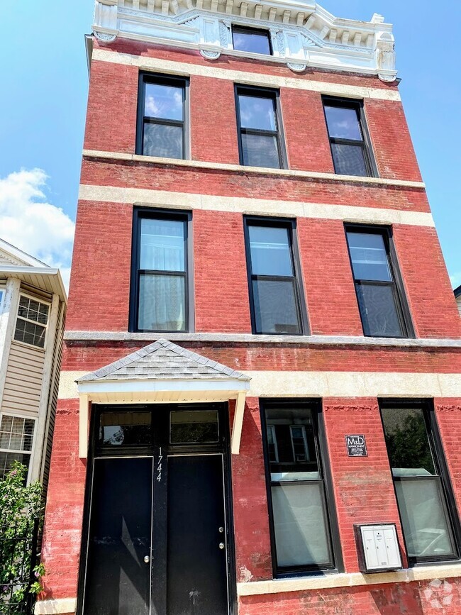 Building Photo - 1744 W 18th Pl Rental