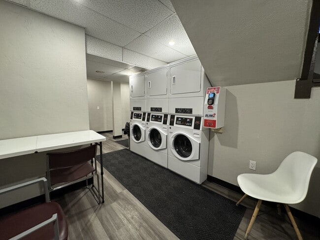 Photo - 8 Langmaid Ave Unit 4