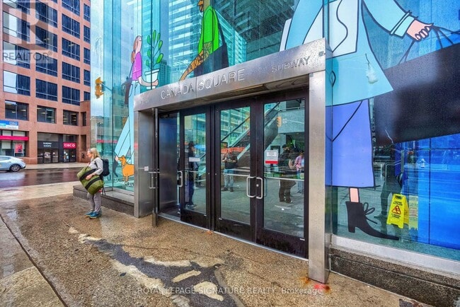 Photo - 8 Eglinton Ave E Unité 2705