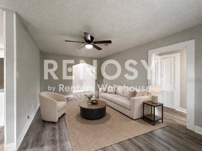 121 Lake Rd