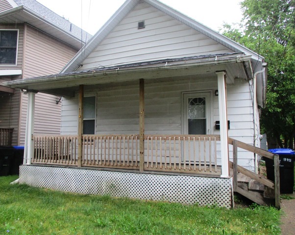 Building Photo - 917 N Lee St Rental