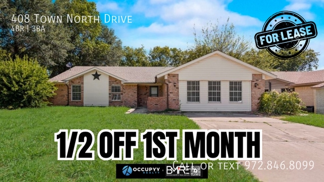 Building Photo - 408 Town N Dr