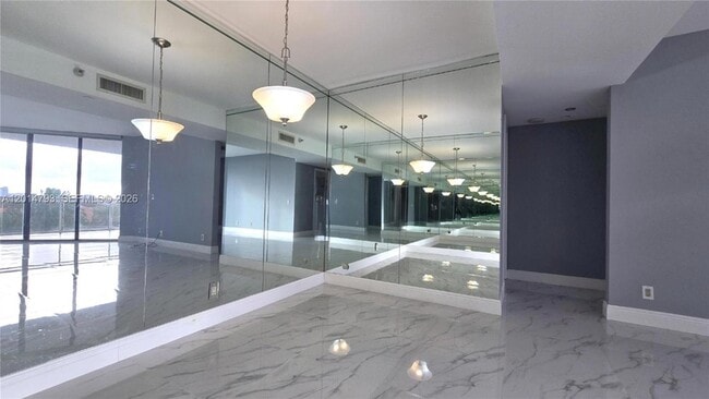 Photo - 3610 Yacht Club Dr Unit 615