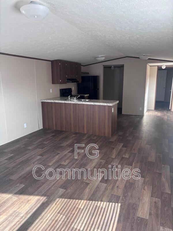 Photo - 4335 Dunn St