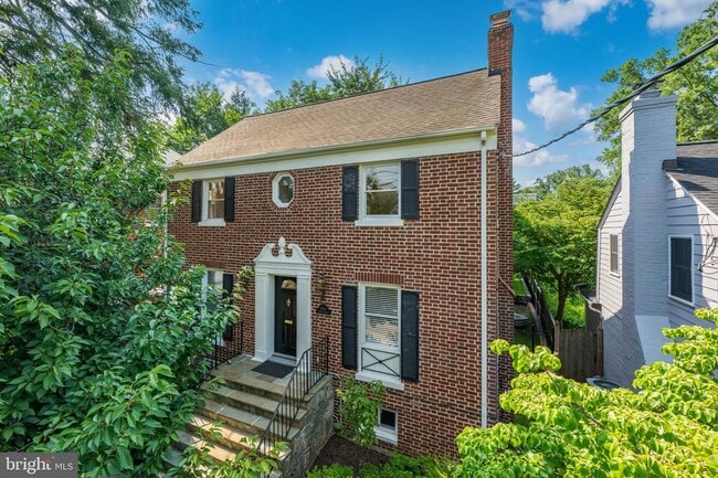 Building Photo - 4714 Upton St NW Rental