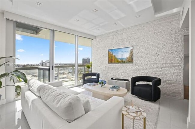 Photo - 6899 Collins Ave Unidad 6899 Collins Ave #appt1610