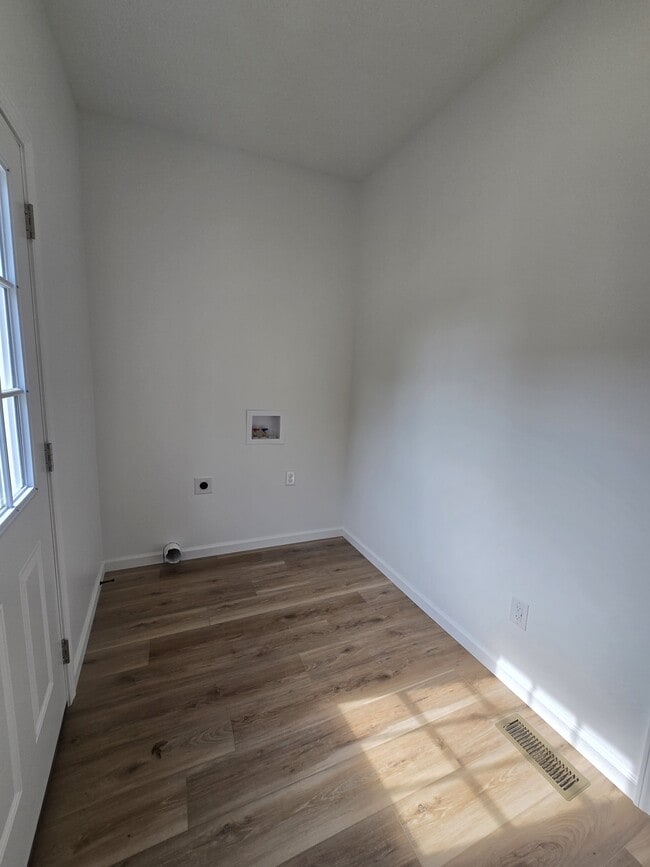 817 E Bowman St Unit 2