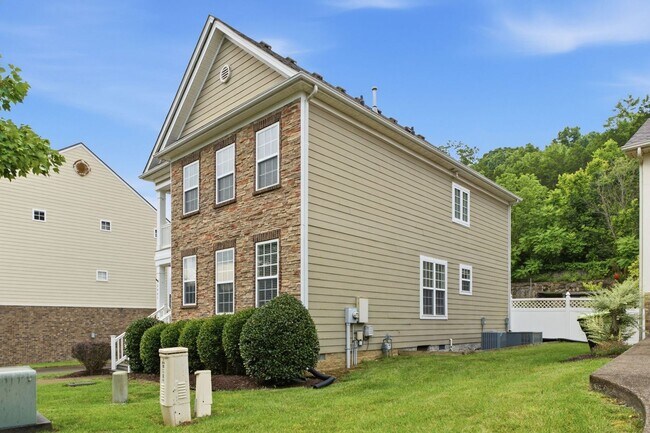 Photo - 2661 Avery Park Dr