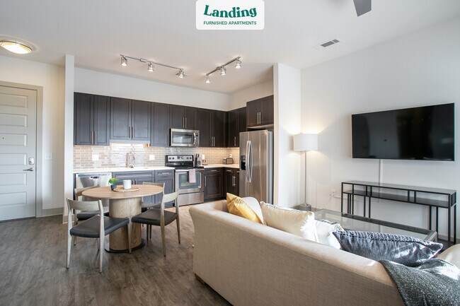 Photo - 905 Kenilworth Ave Unit 426.3679