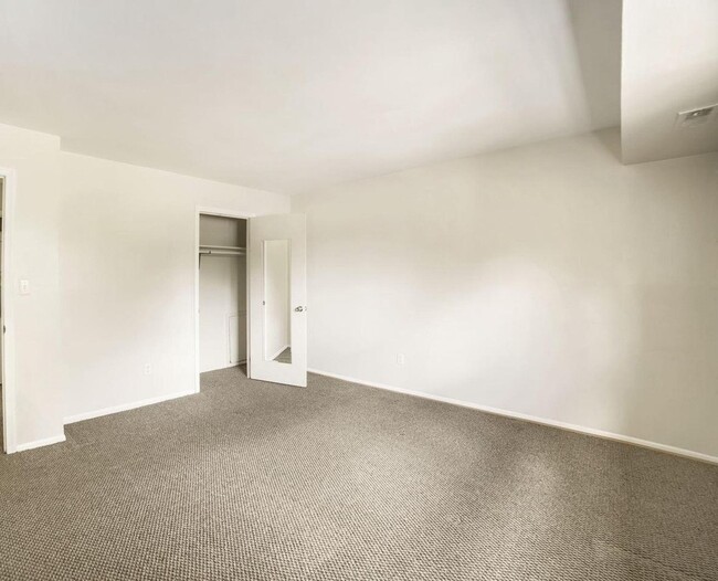 Photo - 7700 Arehart Dr Unit 1212