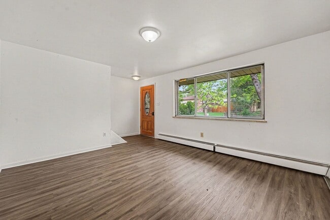 Photo - 12th10250 Unit #10260