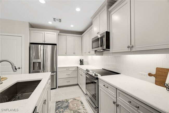 Building Photo - 2614 Seychelles Cir Unit 1204