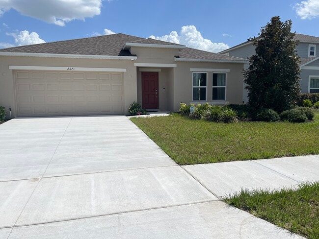 Photo - 2571 Driftwood St
