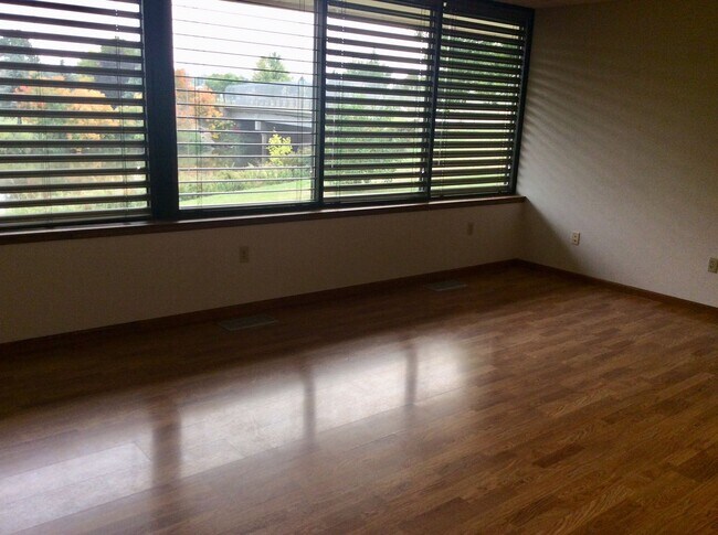 435 S Main Ave Unit A