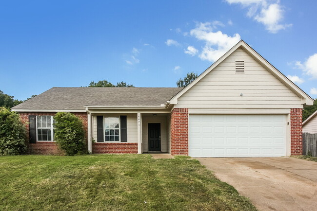 Building Photo - 4471 Bishop Hills Dr Rental