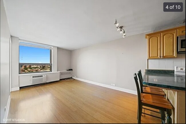 Photo - 1455 N Sandburg Ter Condo Unit 2107